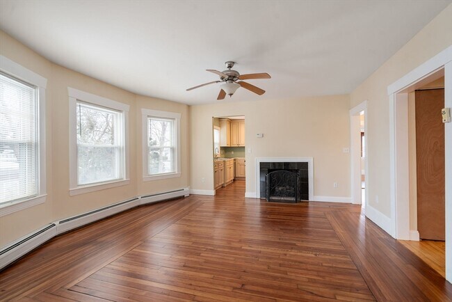 Building Photo - 25-27-27 Lafayette St