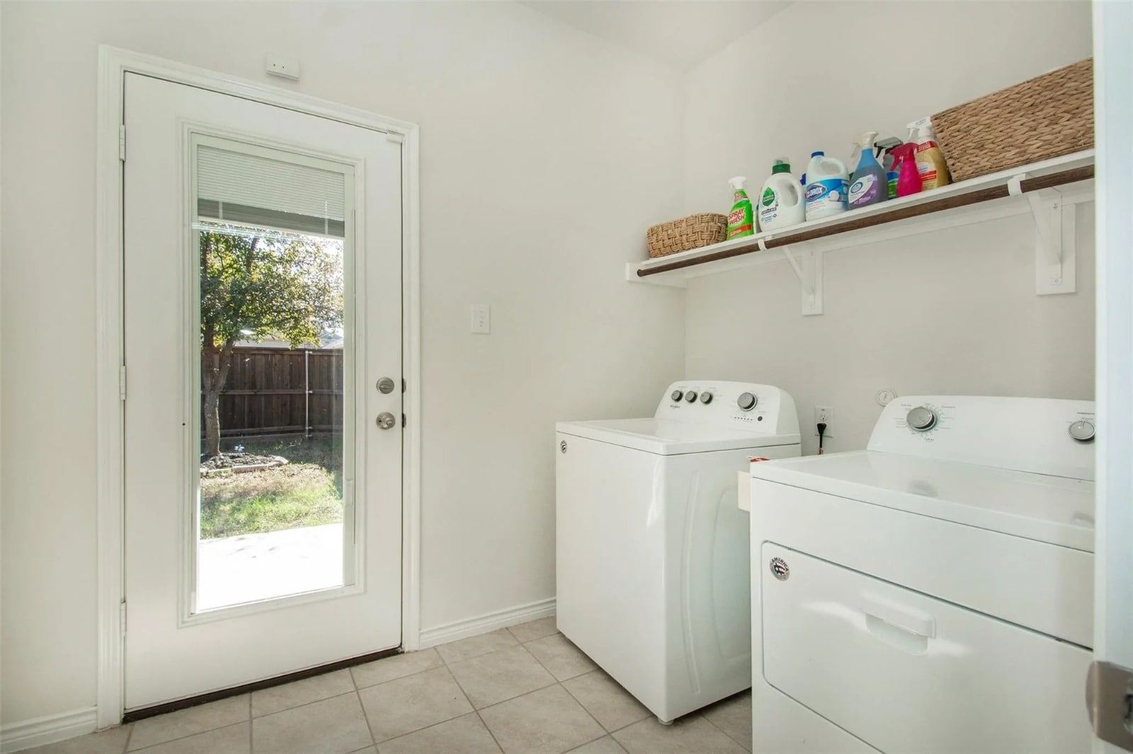 Building Photo - 2348 Opaline Dr