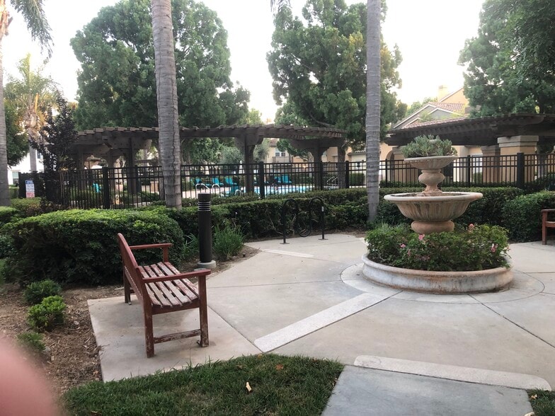 Common area near pool for sitting and relaxing . - 6395 Delgado Ln
