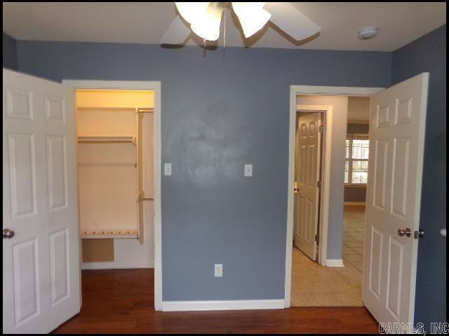 Building Photo - 2820 Falcon Ct