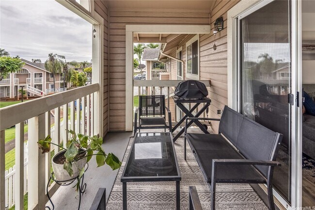 Building Photo - AVAILABLE NOW! 2 bed, 2 bath, 1 parking