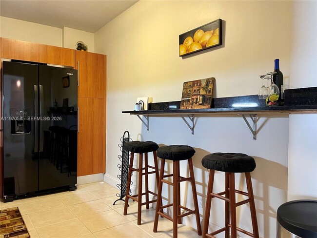 Building Photo - 3001 S Ocean Dr