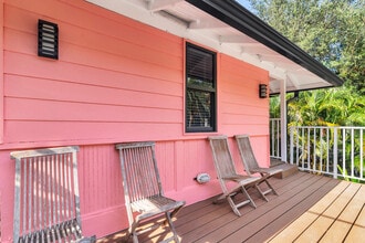 Building Photo - 308 Croton Way