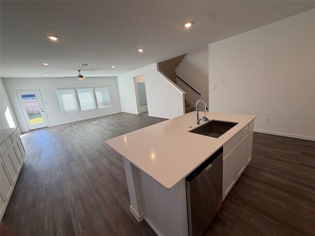 Building Photo - 27615 Hudson Sands Ln