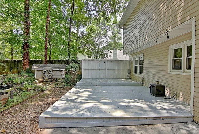 Building Photo - 702 Bookman Point