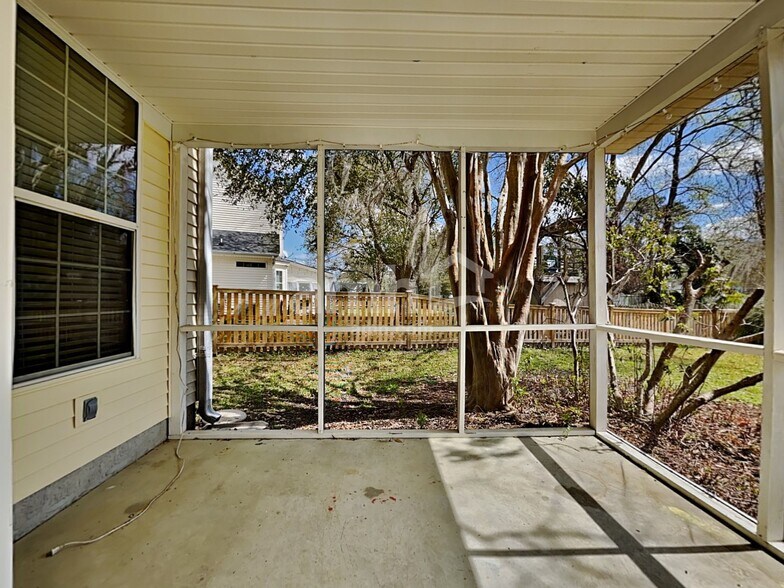 Building Photo - 3266 Hunters Rest Dr