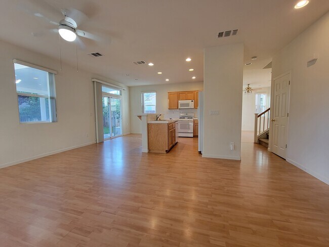 Building Photo - 9749 Marianna Way