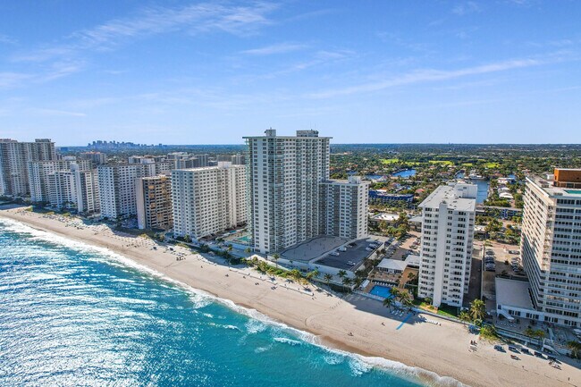 Building Photo - 3900 Galt Ocean Dr