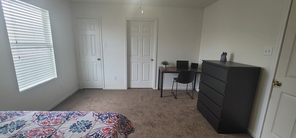 Desk/ Chest of Drawers - 23352 High Point St