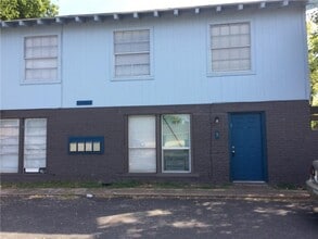Building Photo - 1915 Hearthstone Dr