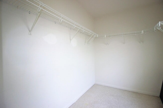 Building Photo - 365 Bradbury Ln