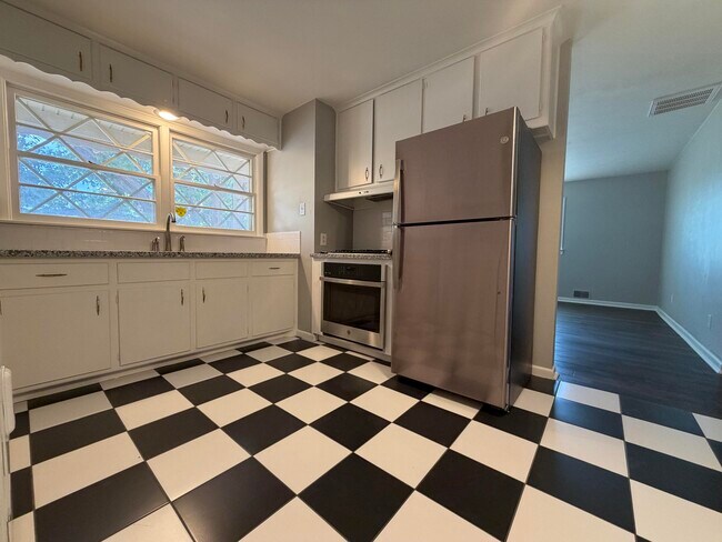 Building Photo - 4409 38th St