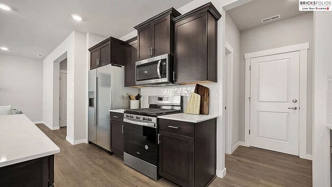 Building Photo - Dream Port Orchard Home in a Desirable Neighborhood!