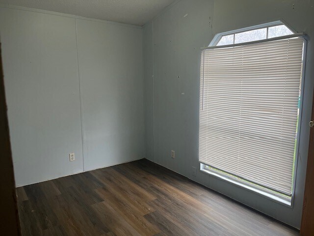 Building Photo - 12628 Lazy Dr