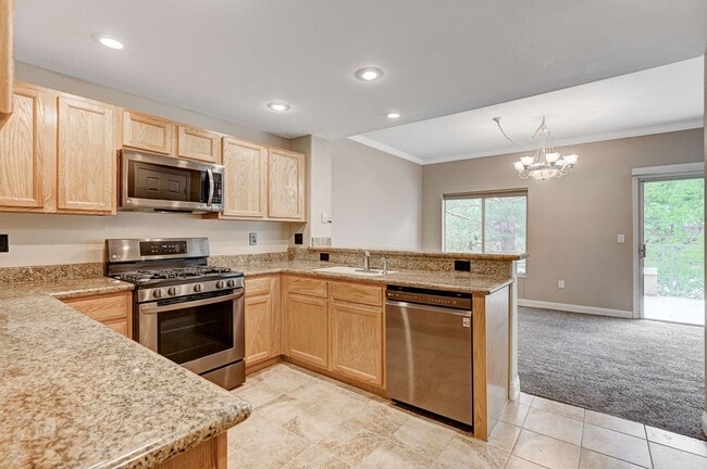 Building Photo - AMBER RIDGE Gated Beauty in Summerlin! 1600+ SF Condo