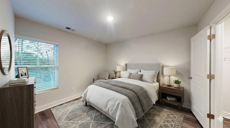 Building Photo - 201 Winding Chestnut Dr