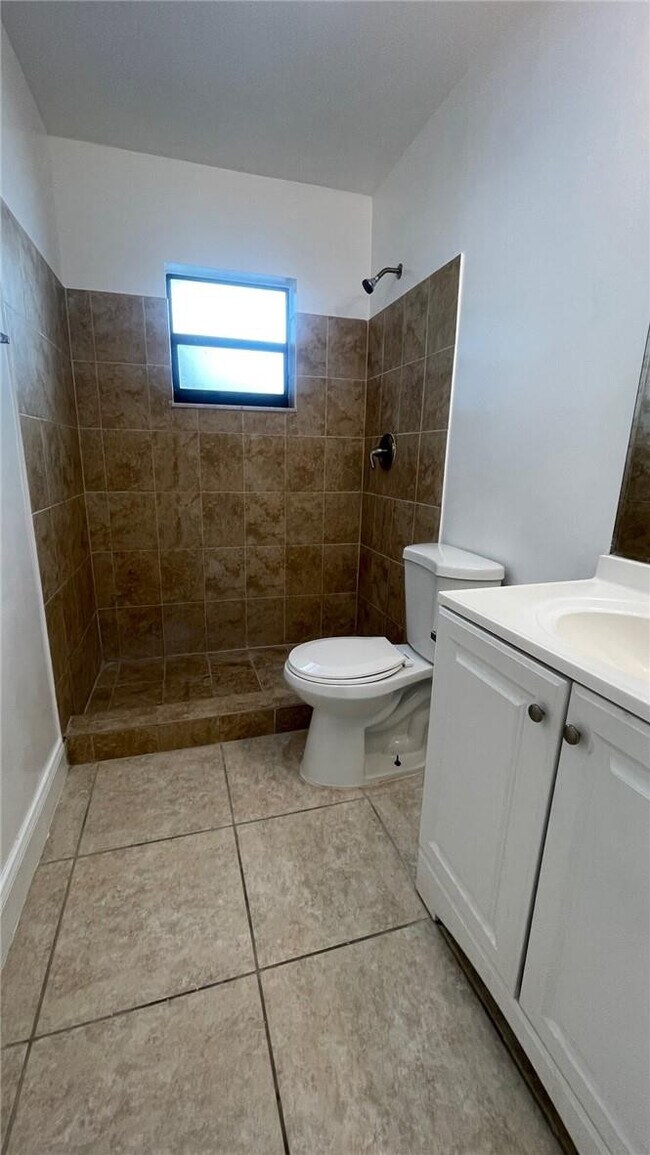 Building Photo - 3730 NW 115th Ave