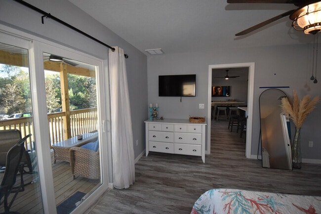 Building Photo - 4795 S Amstel Dr