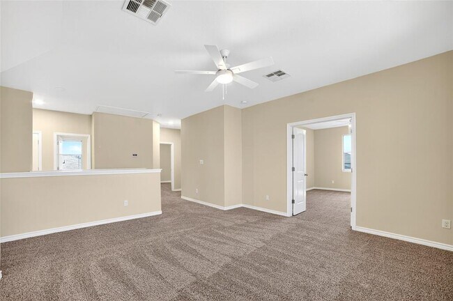 Building Photo - 1090 Sussex Way