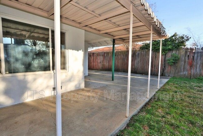 Building Photo - 1817 Vesta Way