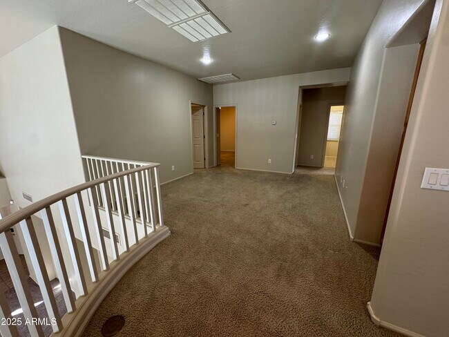 Building Photo - 6285 S Fawn Ct