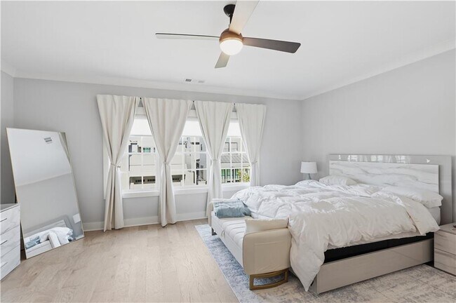 Building Photo - 1000 Fendley St