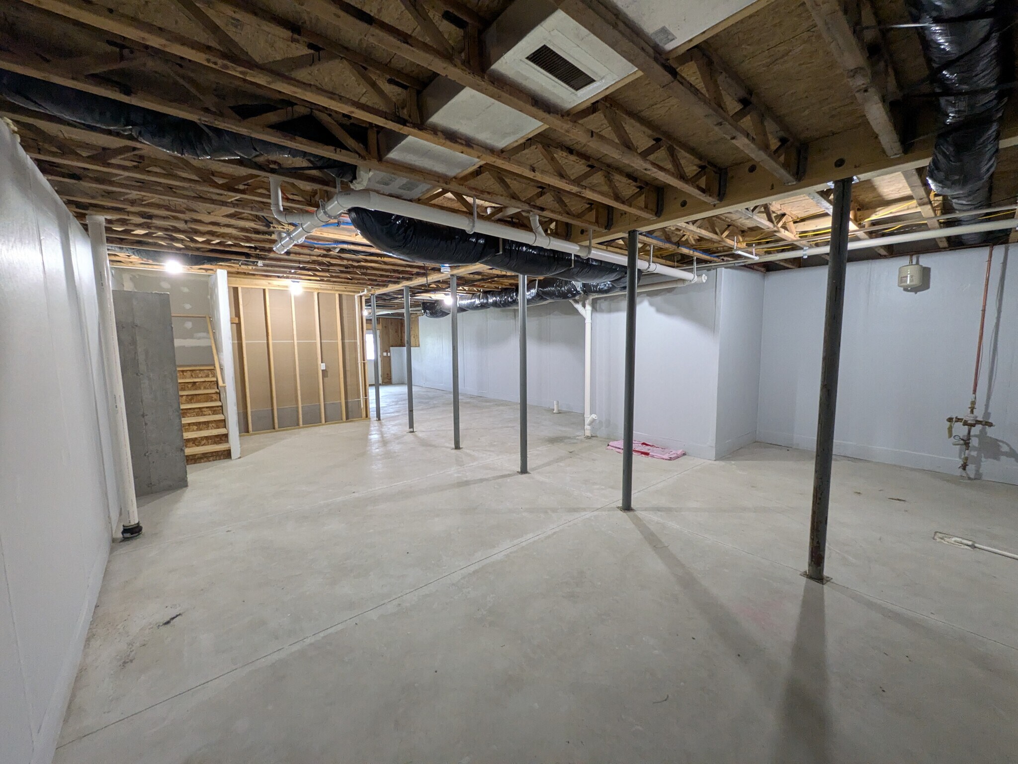 Building Photo - 75 Ivan Dr
