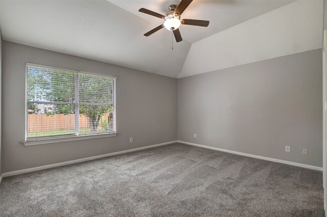 Building Photo - 1930 Greenbriar Colony Dr