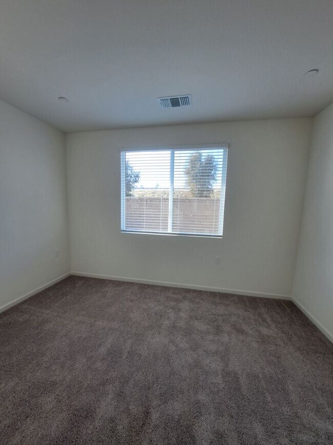 Building Photo - Recently Built Home Available Soon!