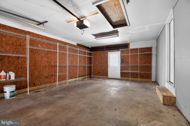Building Photo - 1819 Anderson Rd