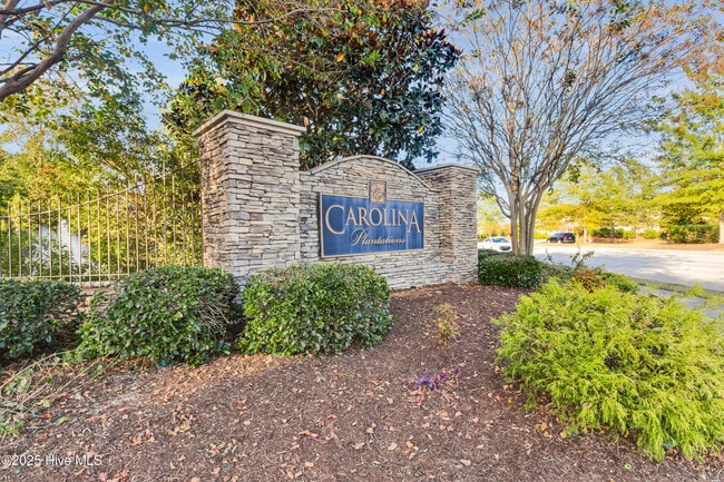 Building Photo - 308 Glen Cannon Drive