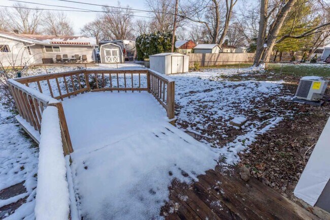 Building Photo - 3798 Rutledge Dr