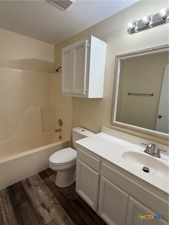 Building Photo - 501 Appaloosa Dr