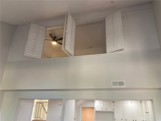 Building Photo - 1168 S Bay Hill Rd