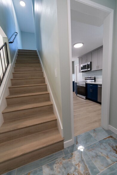 Building Photo - 16771 Glenhaven Ln