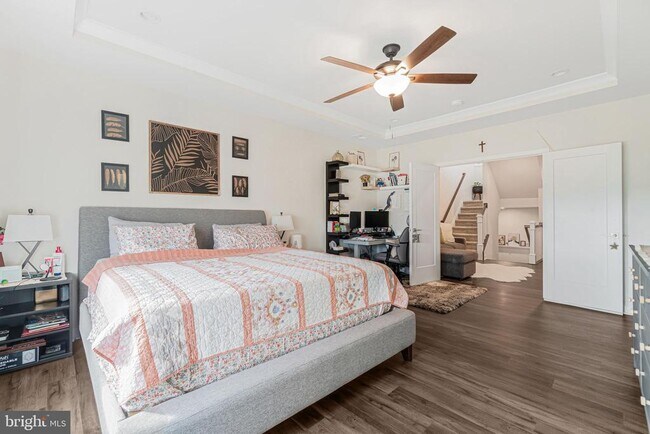 Building Photo - 23619 Waterford Downs Terrace