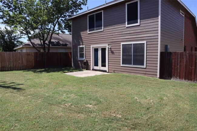 Building Photo - 11735 Rolling Stream Dr