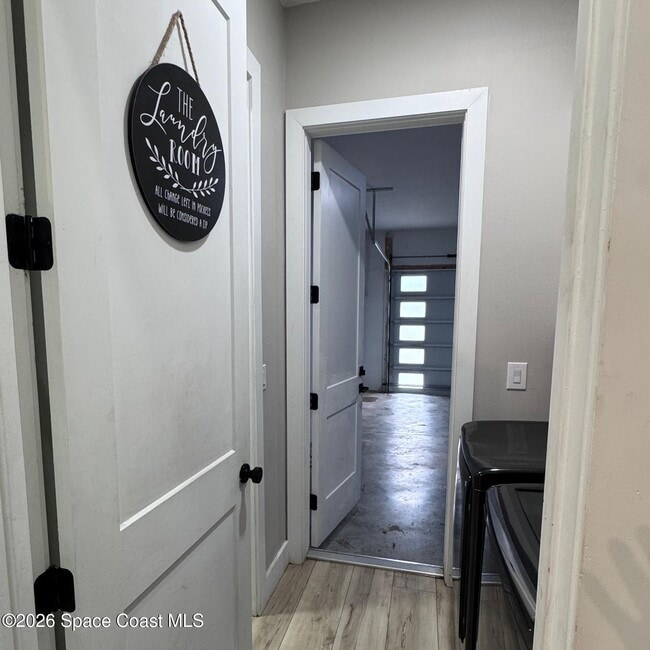 Building Photo - 971 Granata Ave