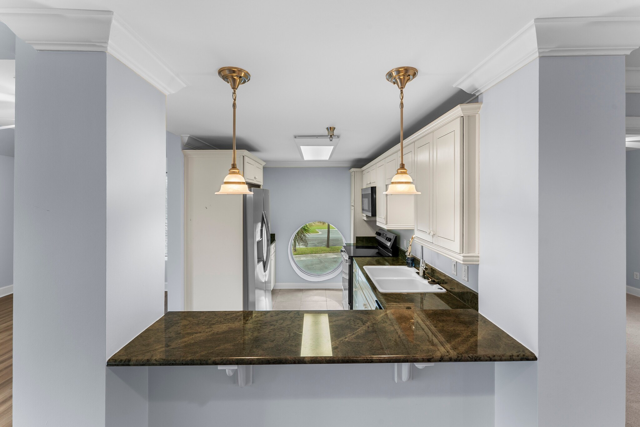 Building Photo - 700 Wilmington Island Rd