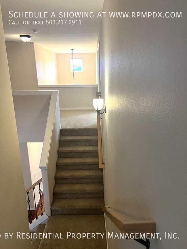 Building Photo - 15355 SW Greenfield Dr