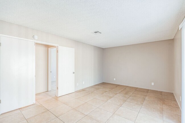 Building Photo - 31635 Avenida Maravilla