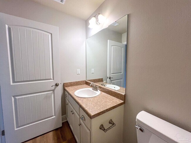 Building Photo - 5588 Inspiration Street