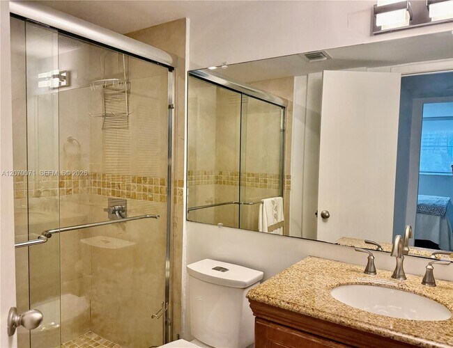Building Photo - 210 Seaview Dr
