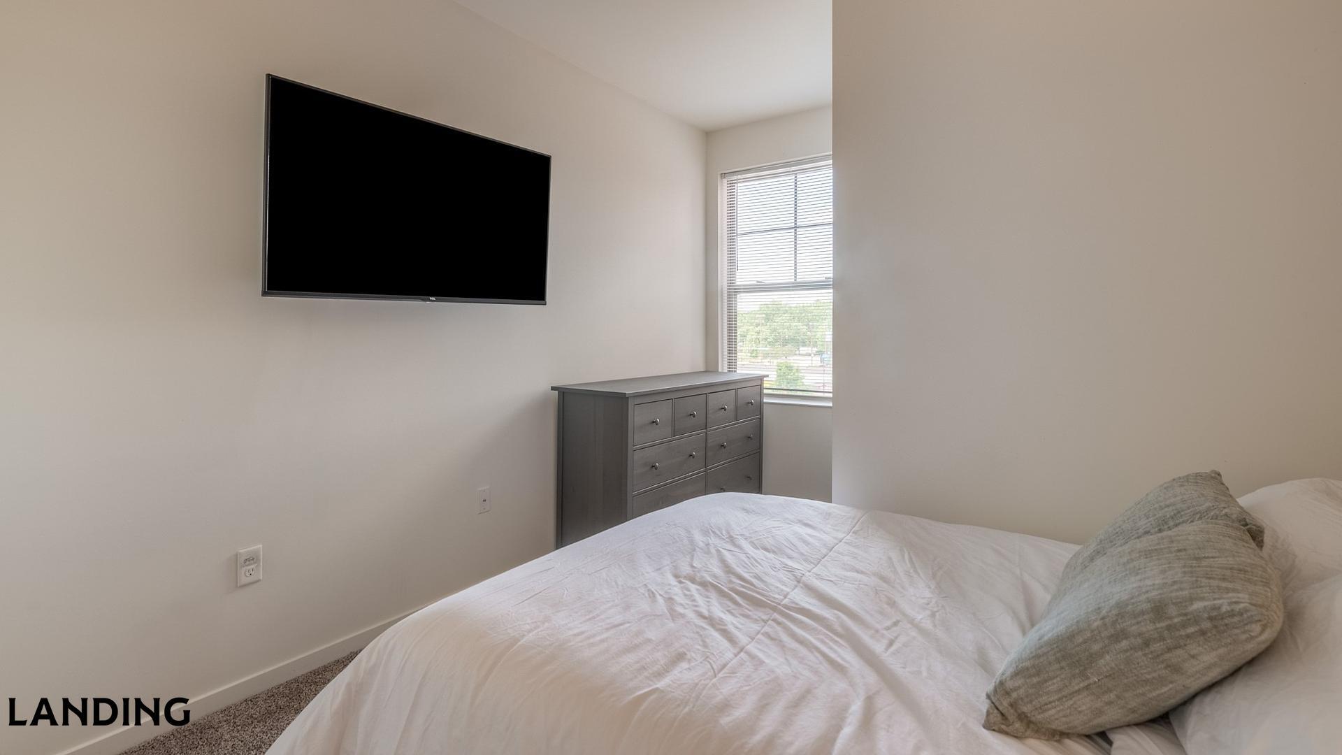 Building Photo - 2017 Brook Rd