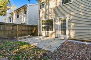 Building Photo - 326 Hidden Creek Ln