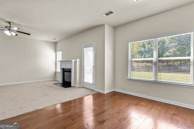 Building Photo - 3379 Gardenside Walk SW