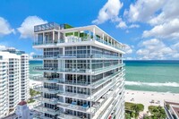 Building Photo - 3737 Collins Ave