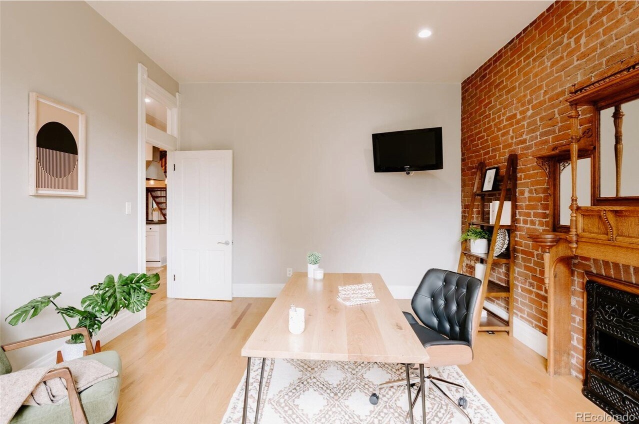 Building Photo - 311 Bannock St