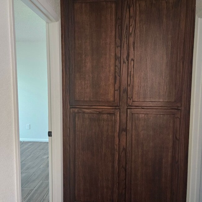 Building Photo - Remodeled 4 bedroom for Rent