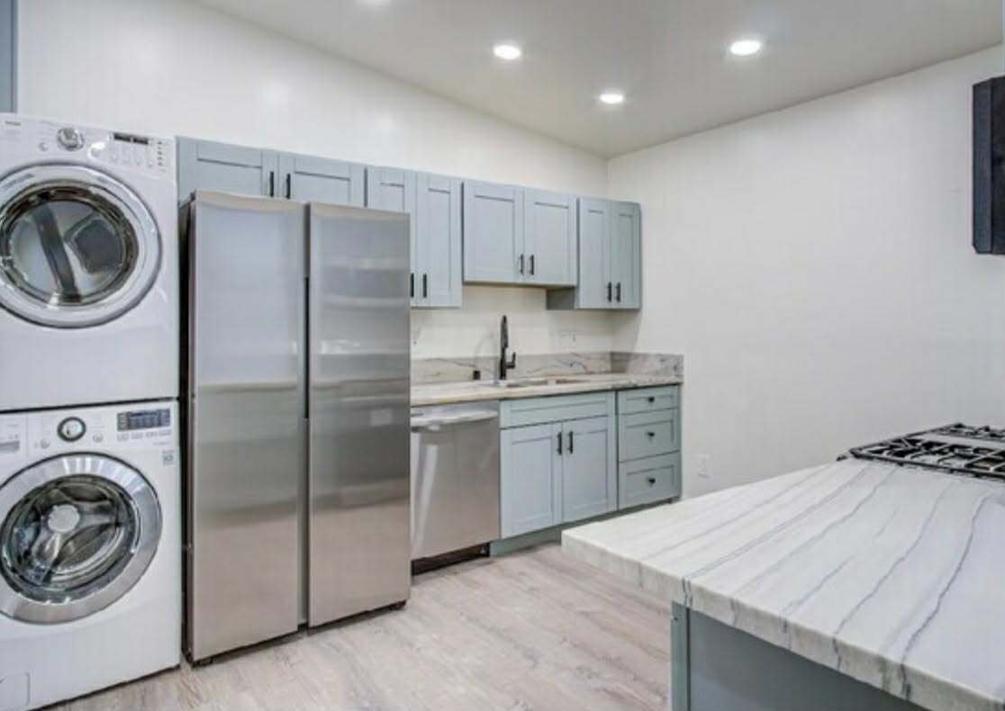 Building Photo - 4080 Sequoia St